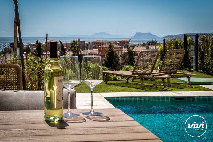 Ferienhaus für 8 Personen, mit Garten und Meerblick, kinderfreundlich in Estepona