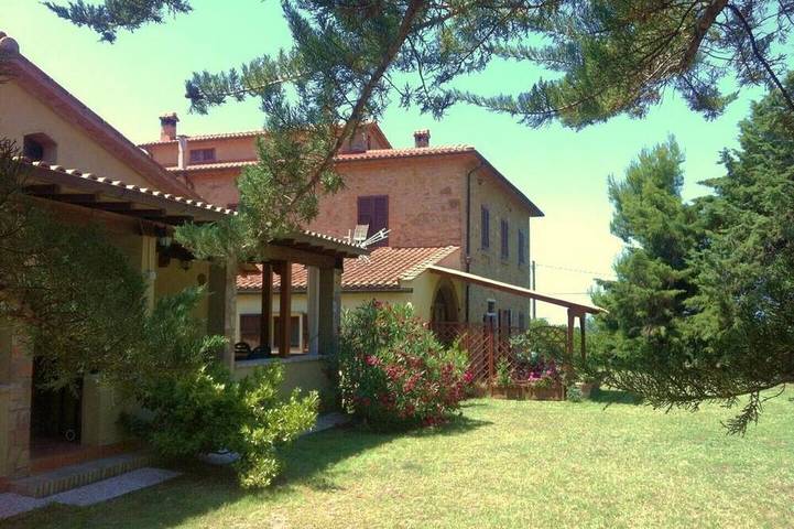 Agriturismo il Nazareno - Apartamento Gheppio in Cecina (desambiguación), Costa Etrusca