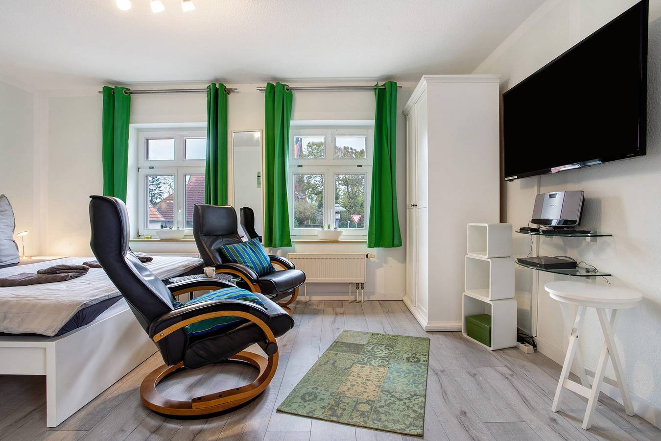 Estudio entero, Apartamento estudio 'Bäckerhus - Ferienwohnung 5' con terraza, jardín compartido y Wi-Fi in Wiek, Rügen