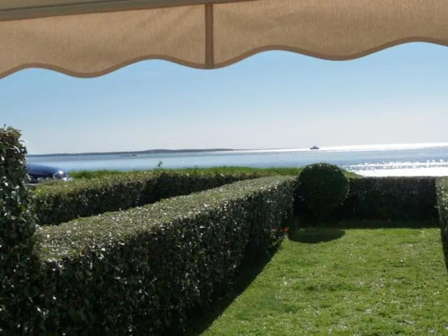 Apartamento de vacaciones para 2 personas, con jardín además de terraza y vistas - 1