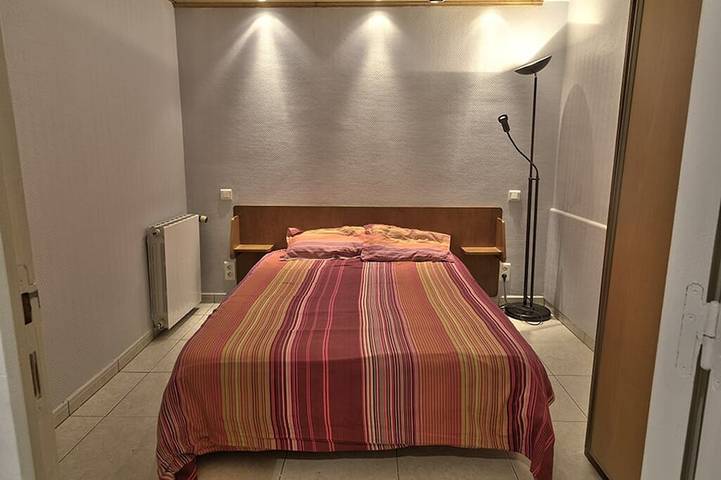 Ganze Wohnung, 5 minutes from Sarlat. Country apartment for 4 to 5 people in Sarlat-la-Canéda, Périgord Noir