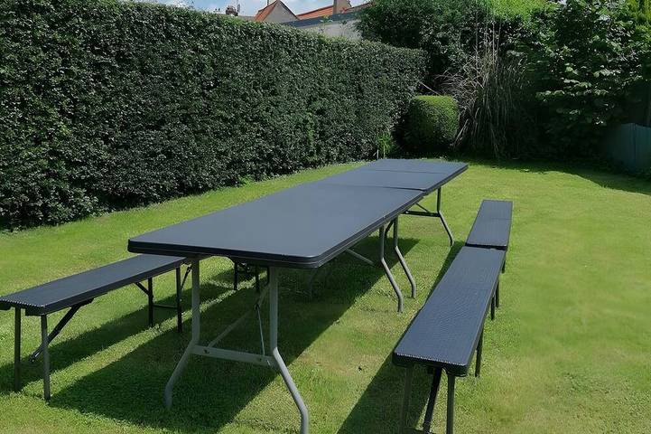 Location de vacances pour 12 personnes, avec jardin, animaux acceptés à Belle-et-Houllefort