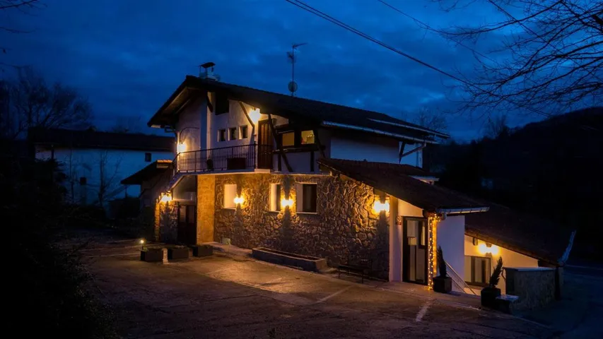 Casa de familia para 4 personas, con terraza, Se admiten mascotas - 1