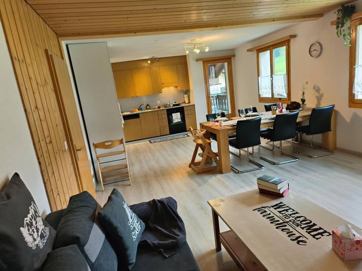 Ganze Ferienwohnung, Bauernhof Sot Curtegns - 3.5 Zimmerwohnung - 6 Betten in Surses, Oberhalbsteiner Alpen