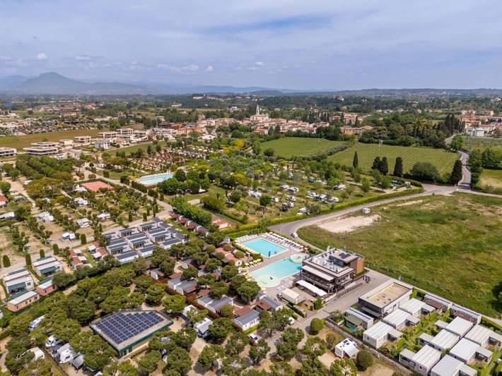 Camping für 2 Personen, mit Terrasse und Pool sowie Whirlpool in Lazise - 2