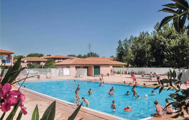 Gîte pour 6 personnes, avec terrasse et piscine à Saint-Cyprien - 4