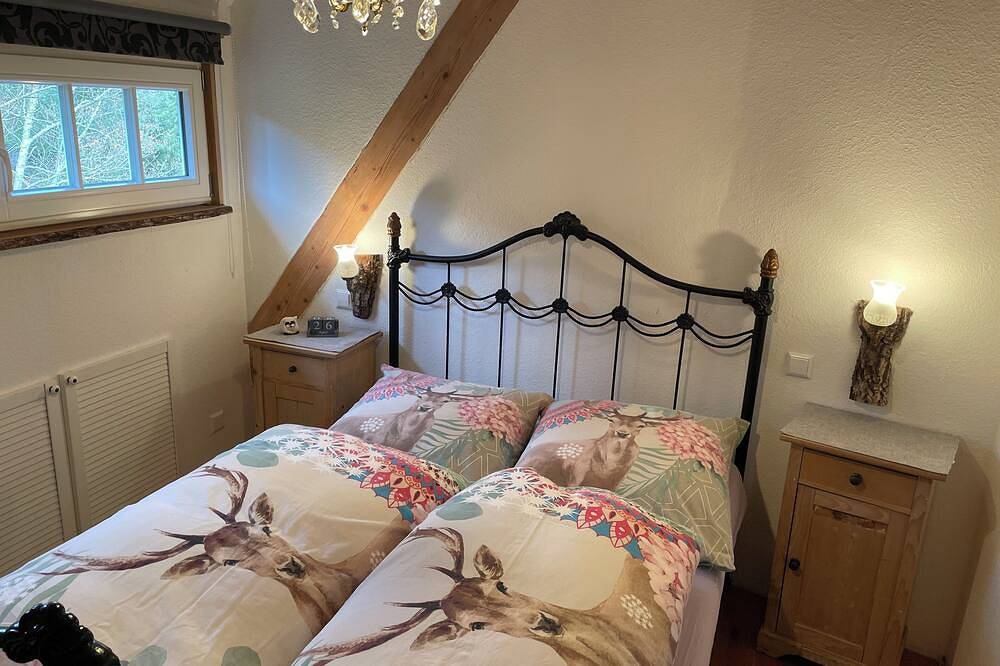 Ganze Wohnung, Neu! Fewo Eulennest in idyllischem Forsthaus, individuell und chic in Hundsbach, Forbach
