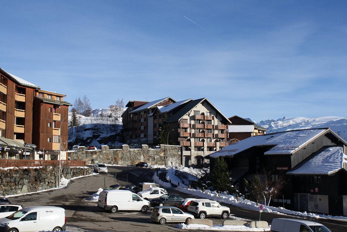 Studio entier, Studio Eclose Est, près des pistes in Huez, Parc national des Écrins