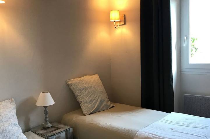 Location de vacances pour 5 personnes, avec terrasse à Ménerbes - 2