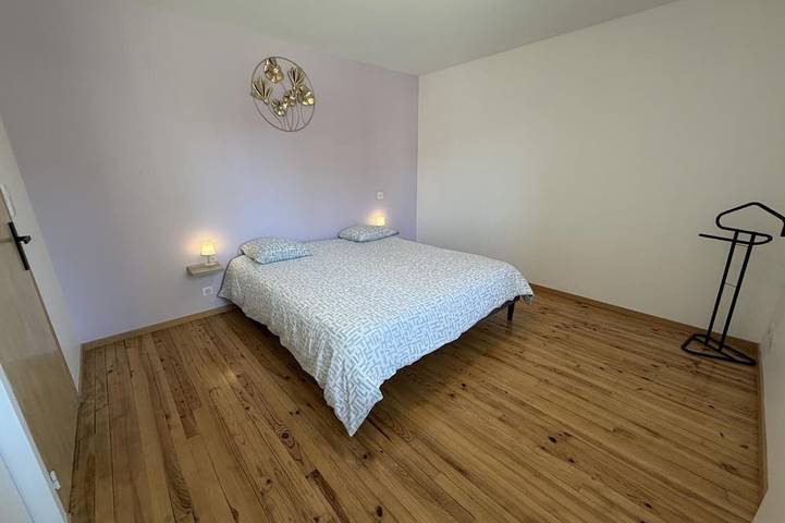 Gîte pour 6 personnes, avec jardin dans La Guillermie - 4