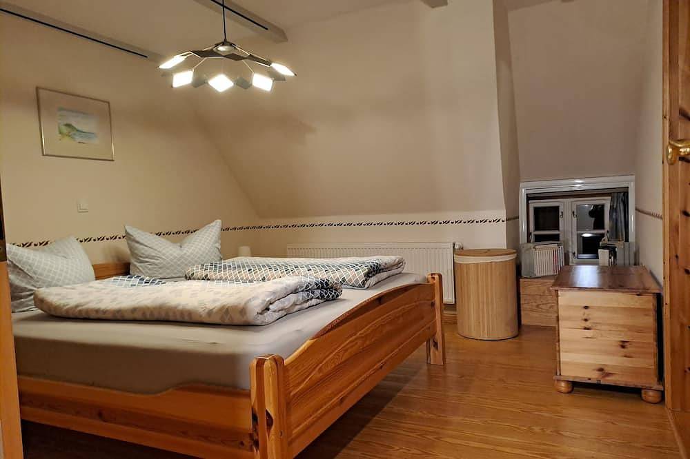 Ganze Wohnung, Traumblick auf den alten Nordseedeich, Ferien im Reetdachhaus auf der Warft in Ockholm, Nordfriesland