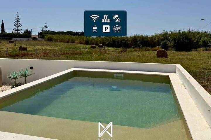 Ferienhaus für 8 Personen, mit Garten in Porto Covo