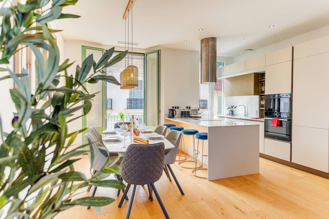 Ganze Wohnung, 33 Marinoni Ap4438 by Riviera Holiday Homes in Beaulieu-sur-Mer, Nizza und Umgebung