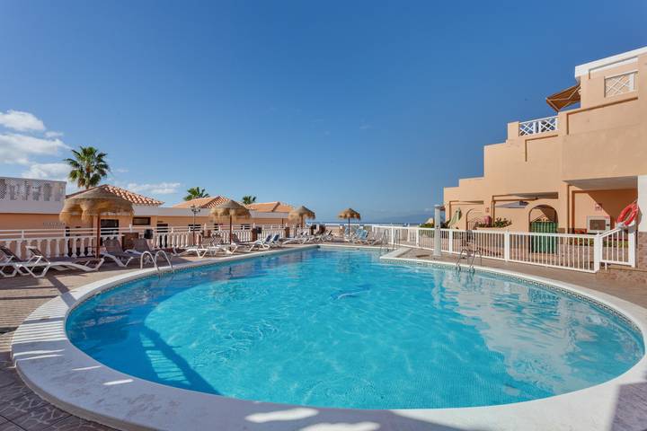 Ganze Wohnung, Ferienwohnung 'Casa Paradise Michel' mit Meerblick, privater Terrasse und WLAN in San Eugenio Alto, Adeje