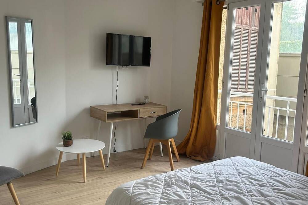 Entire apartment, Nice Plage in Nice (France), Mediterranean Coast (France)