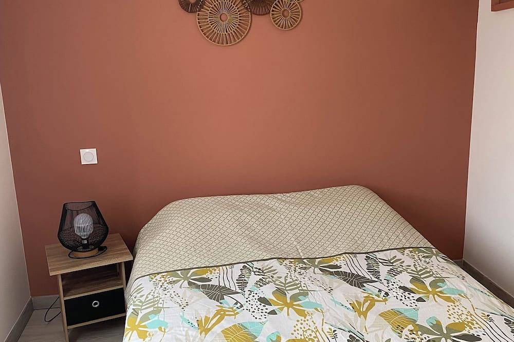 Homestay for rent.  House in a very quiet subdivision. in Essarts-en-Bocage, Loire-Tal