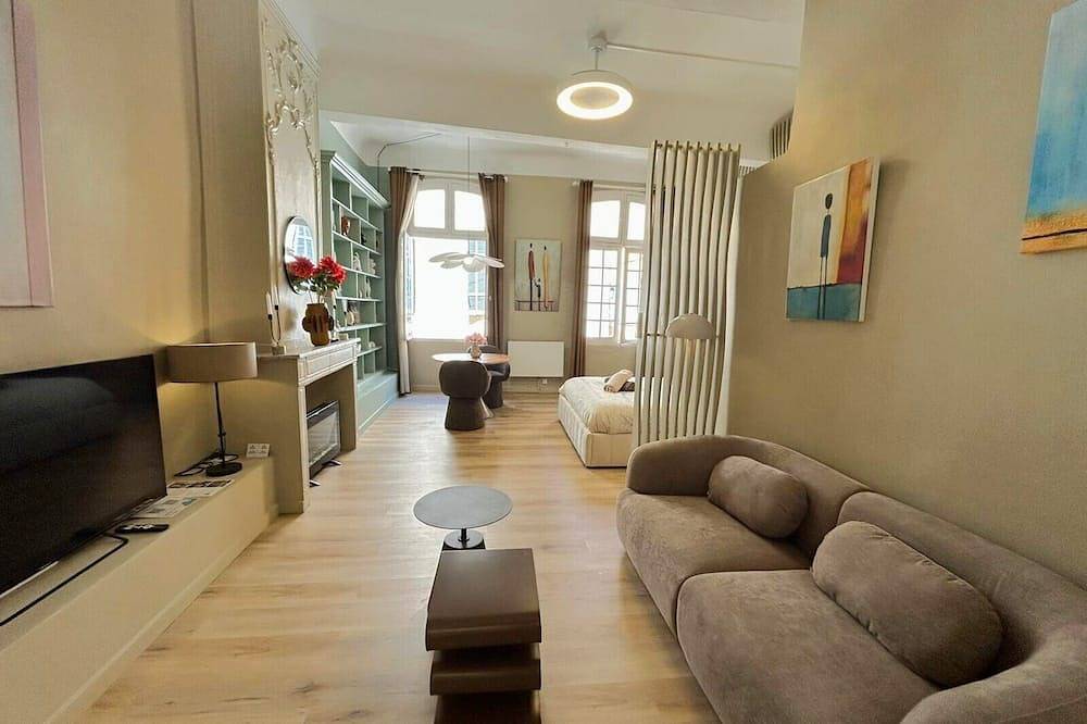 Entire apartment, Charming loft in the heart of Aix’s historic centre. in Aix-en-Provence, Aix-en-Provence region