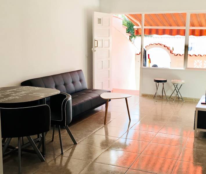 Entire studio, Charming Studio in Los Realejos, 30 m², private terrace in Los Realejos, North Tenerife