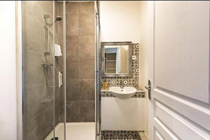 Hôtel pour 2 personnes, avec vue et terrasse, animaux acceptés à Seysses - 3