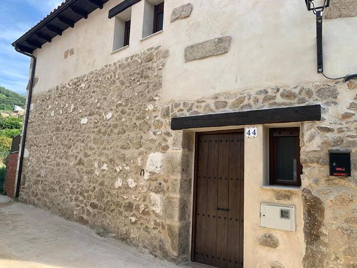 Casa rural para 8 personas, con jardín además de vistas y piscina en Casas del Monte - 3