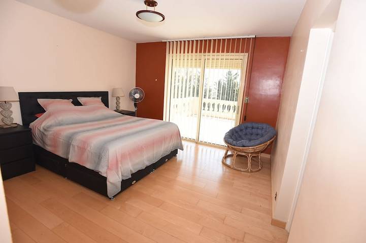 Location de vacances pour 10 personnes, avec balcon et jardin à Sauvian - 2