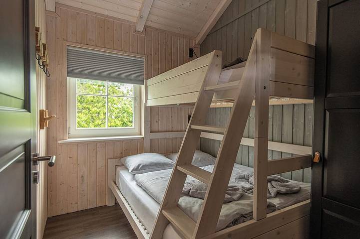 Ferienhaus für 10 Personen, mit Terrasse und Garten sowie Whirlpool in Medebach - 3