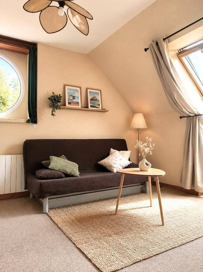 Gîte pour 2 personnes, avec Terrasse à Mathieu (Calvados)