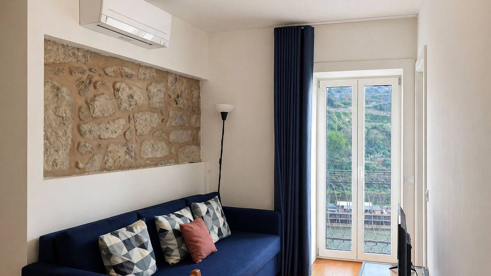 Apartamento inteiro, O: Douro & Bridge Views | Boutique Apartments in Sé (Porto), Porto