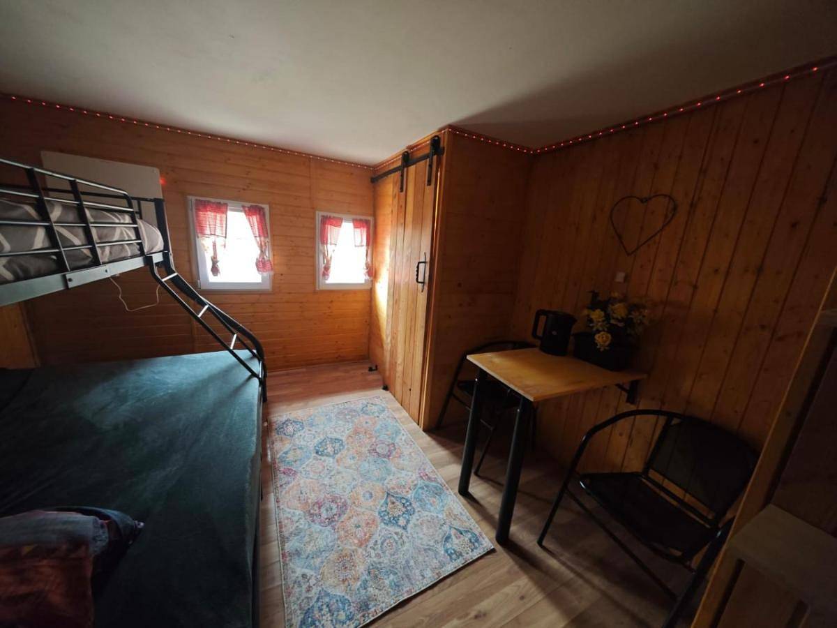 Classic Triple Room in Seifhennersdorf, Oberlausitz-Niederschlesien