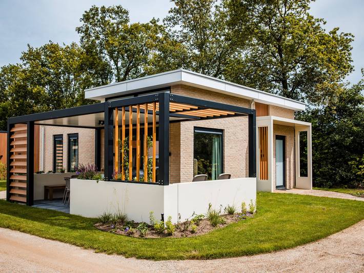 Ferienhaus für 8 Personen, mit Garten und Terrasse sowie Sauna und Pool, kinderfreundlich - 1
