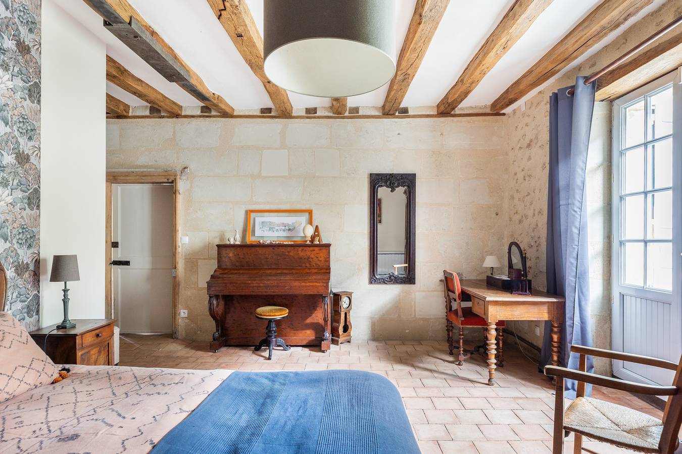 Casa de huéspedes 'Habitación Espaciosa y Tranquila' con jardín compartido y Wi-Fi in Cléré-les-Pins, Valle del Loira