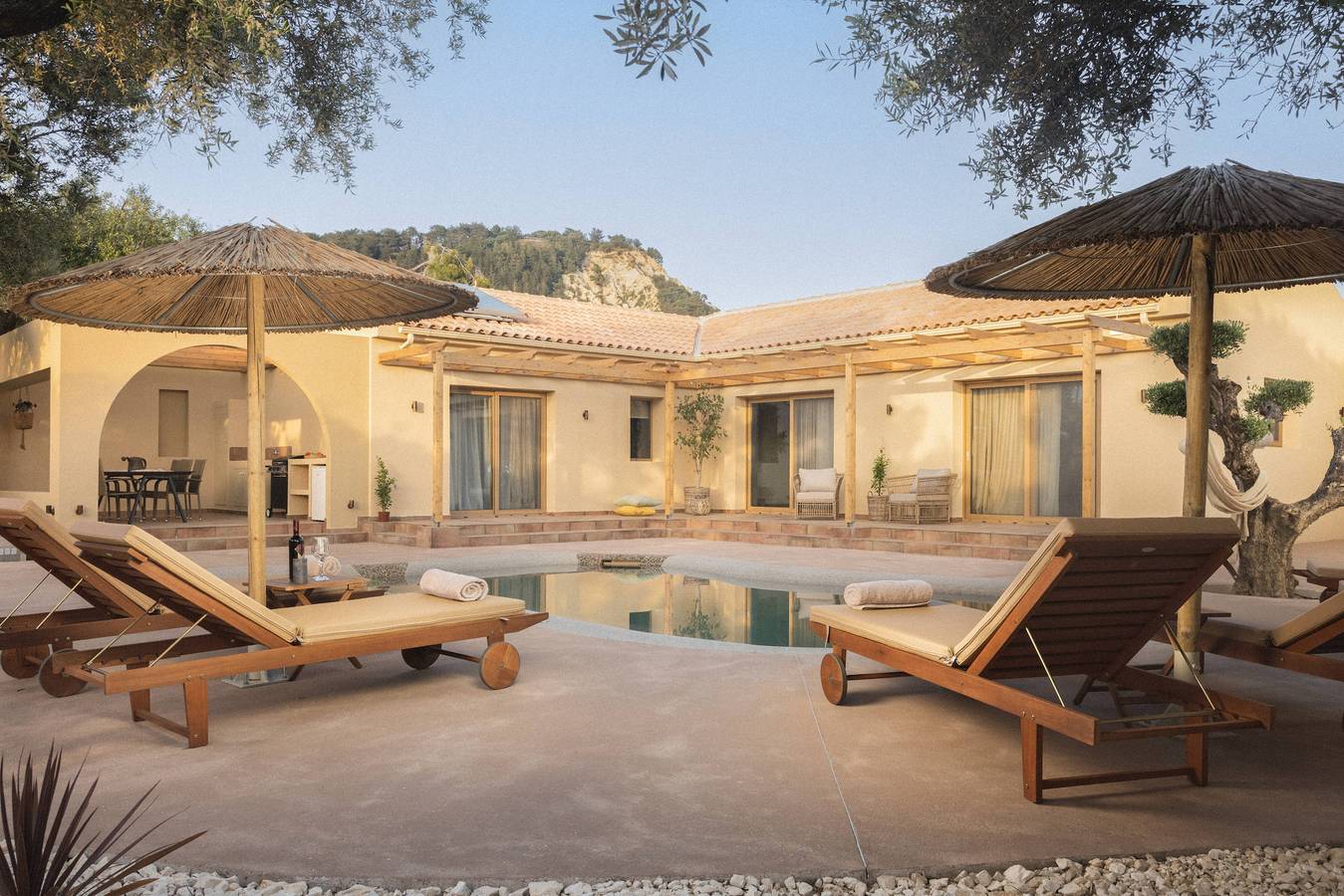 Nonos Fioro - Bougainvillea Villa in Bochali, Zakynthos