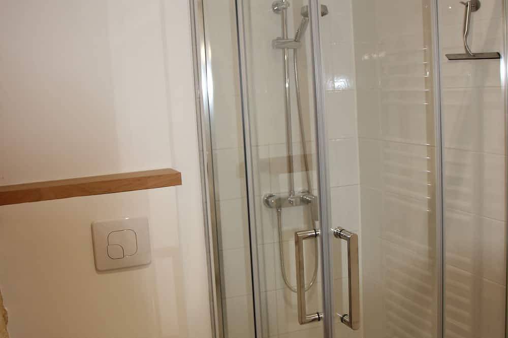 Apartamento entero, The Orchard Entre2Mers, alojamiento de 2 a 4 pers. Finca vitivinícola renovada in Langoiran, Región de Langon