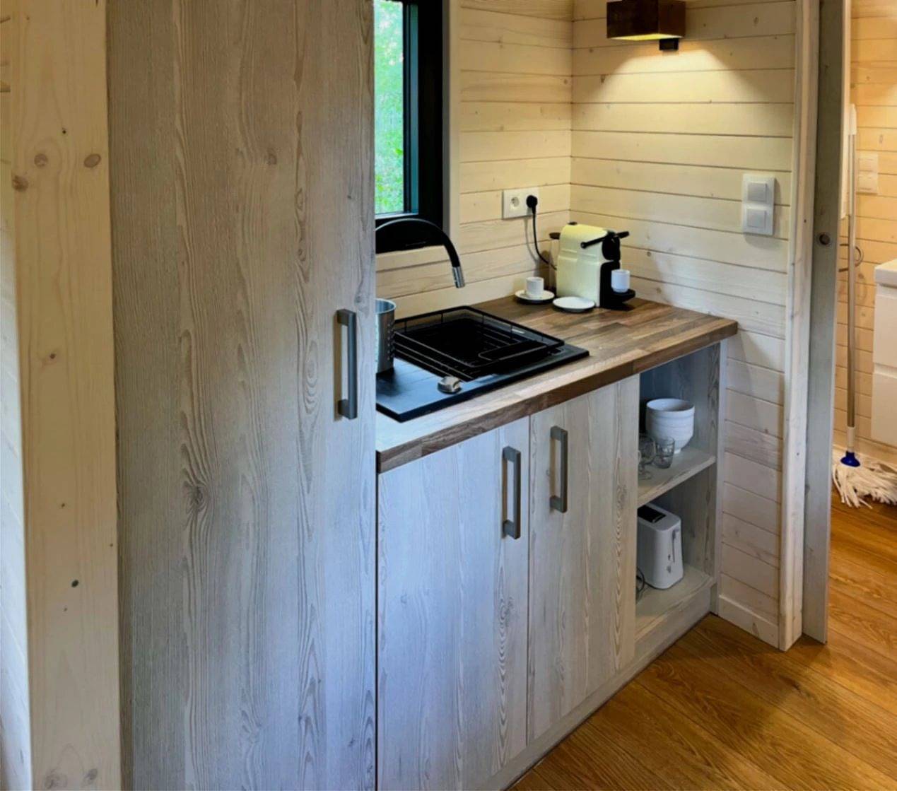 Zecamping 3 étoiles locatif Bbq clim 2 pers in Neuilly-sur-Marne, Sena-Saint Denis