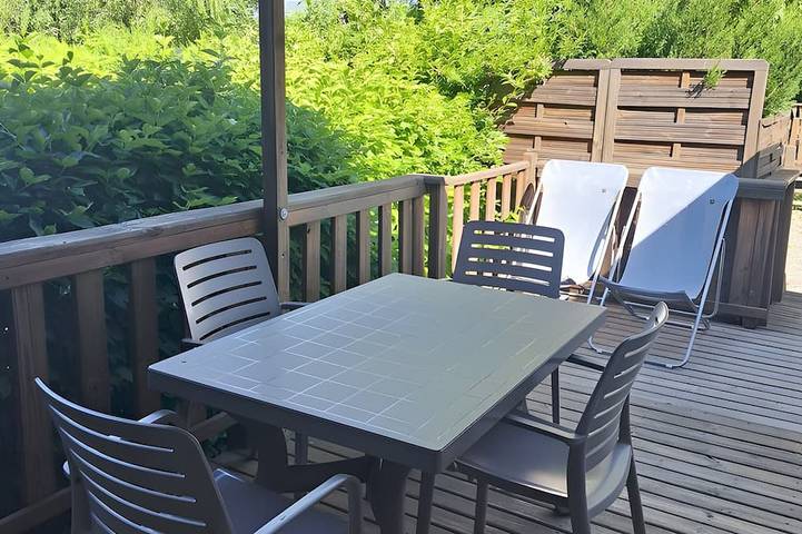 Mobil home pour 4 personnes à Saint-Laurent-en-Beaumont