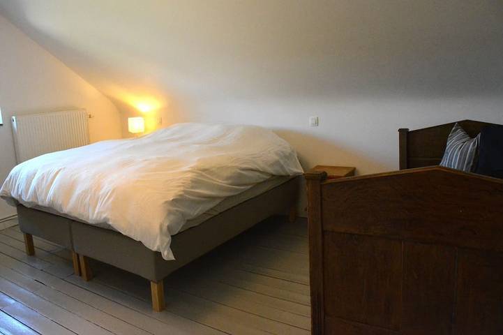 Location de vacances pour 12 personnes, avec terrasse ainsi que jardin et sauna à Gedinne - 4