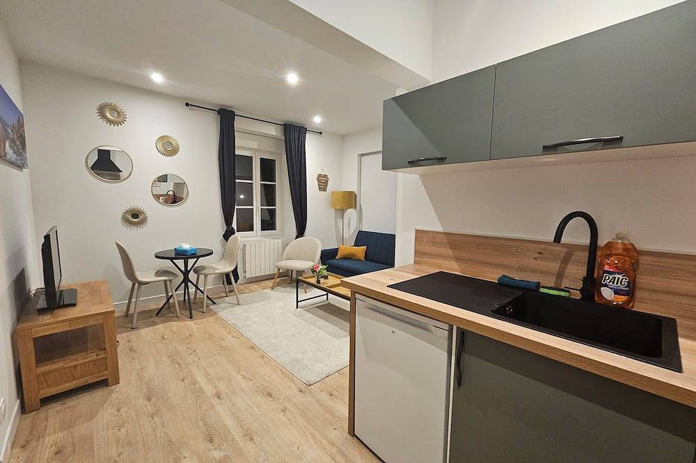 Entire apartment, Le Petit Cocon De Saint-Brieuc in Saint-Brieuc, Côte de Goëlo