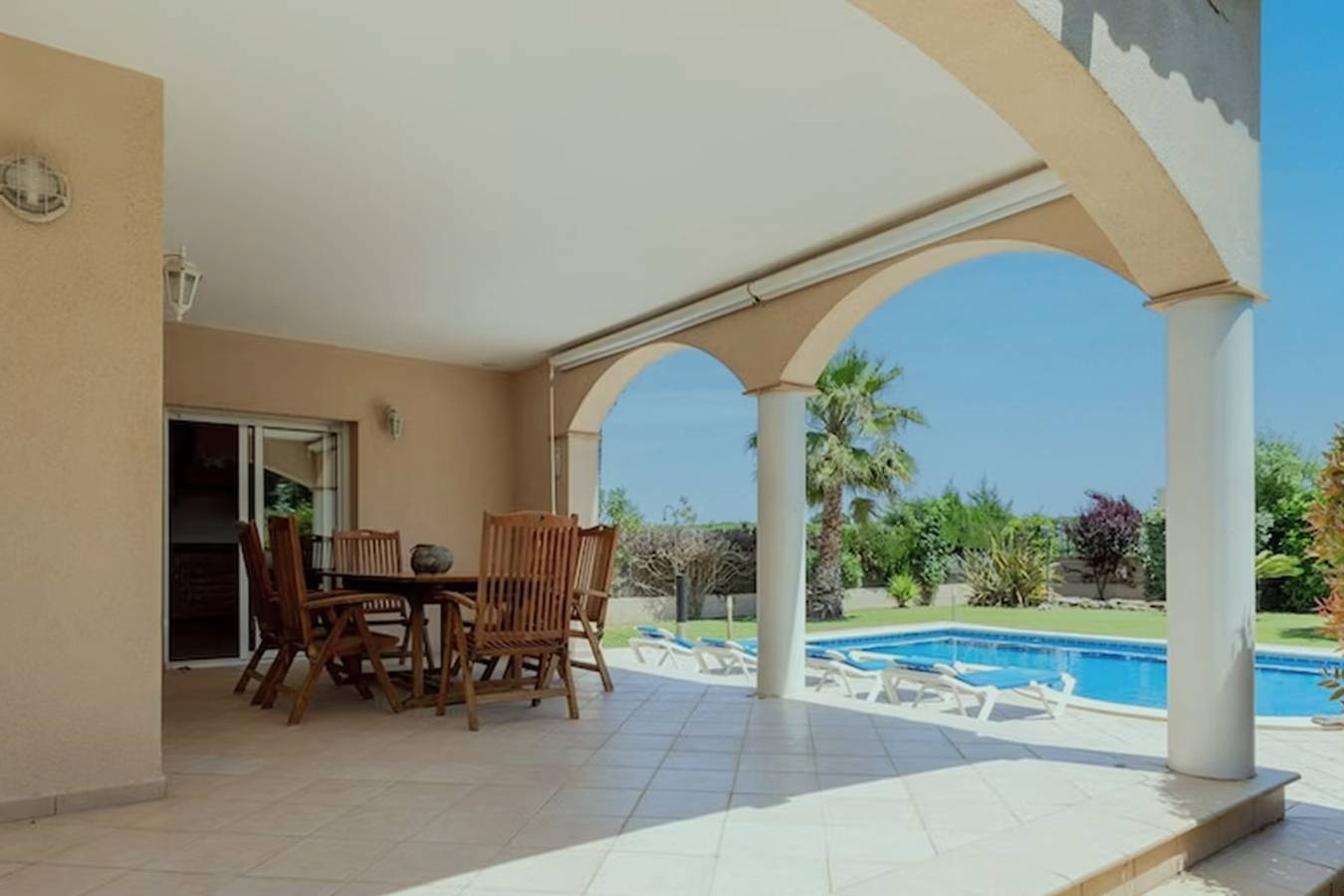 Amplia villa y bien situada en Sant Pere Pescador in San Pedro Pescador, Alt Empordà