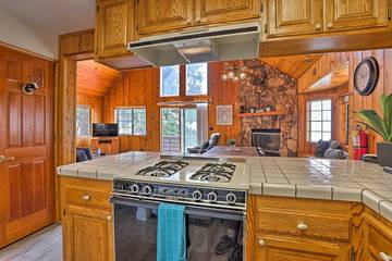 Log Cabin for 6 Guests in Running Springs, San Bernardino County, Picture 4