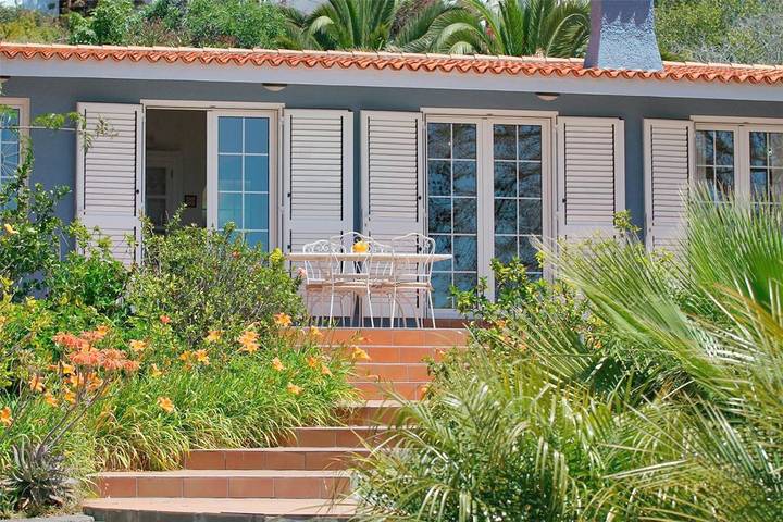 Ferienhaus für 4 Personen, mit Garten und Ausblick sowie Pool - 1