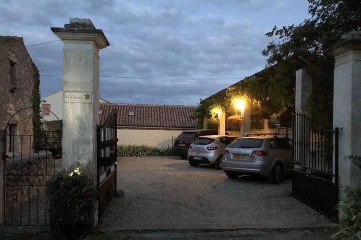 Gîte pour 6 personnes, avec piscine et jardin à Gibourne - 3
