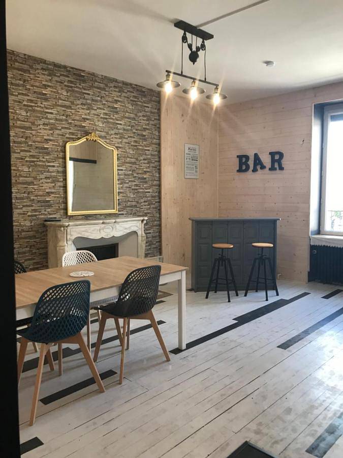 Location de vacances pour 2 personnes, avec jardin à Pont-de-Poitte - 2