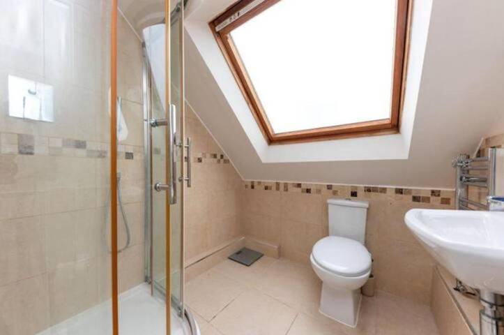 Gîte pour 2 personnes, avec jardin et terrasse dans Bray - 4