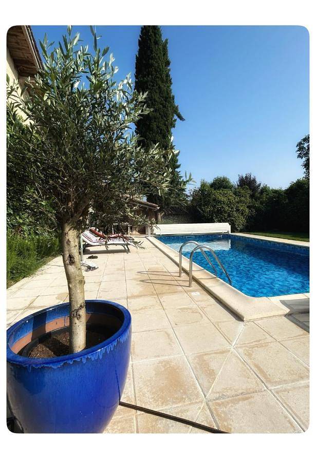 Maison de vacances pour 14 personnes, avec jardin et piscine