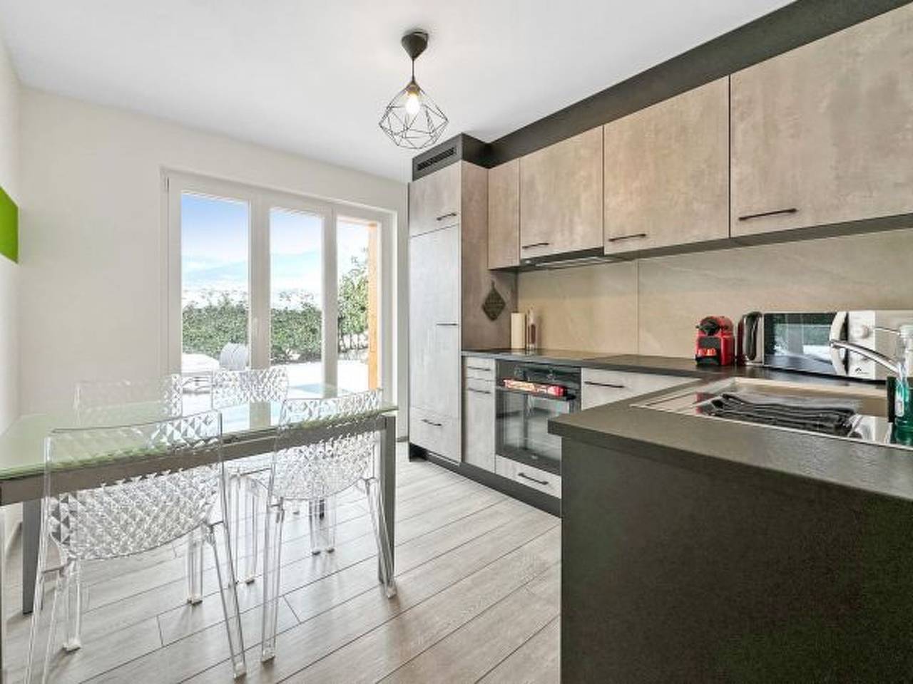 Appartement entier, Appartement de vacances pour 4 personnes avec terrasse in Salins (Sion), Sion