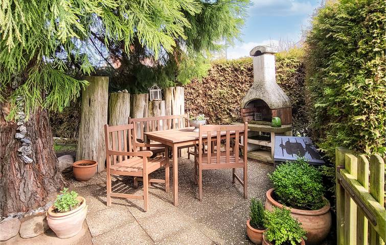 Ferienwohnung für 2 Personen, mit Terrasse, mit Haustier in Börgerende-Rethwisch - 2