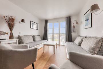 Gîte pour 5 personnes, avec piscine et balcon dans Kerjouanno