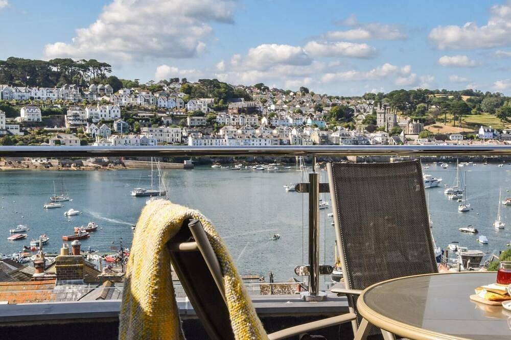 2 Bed in Fowey in Polperro, Polruan