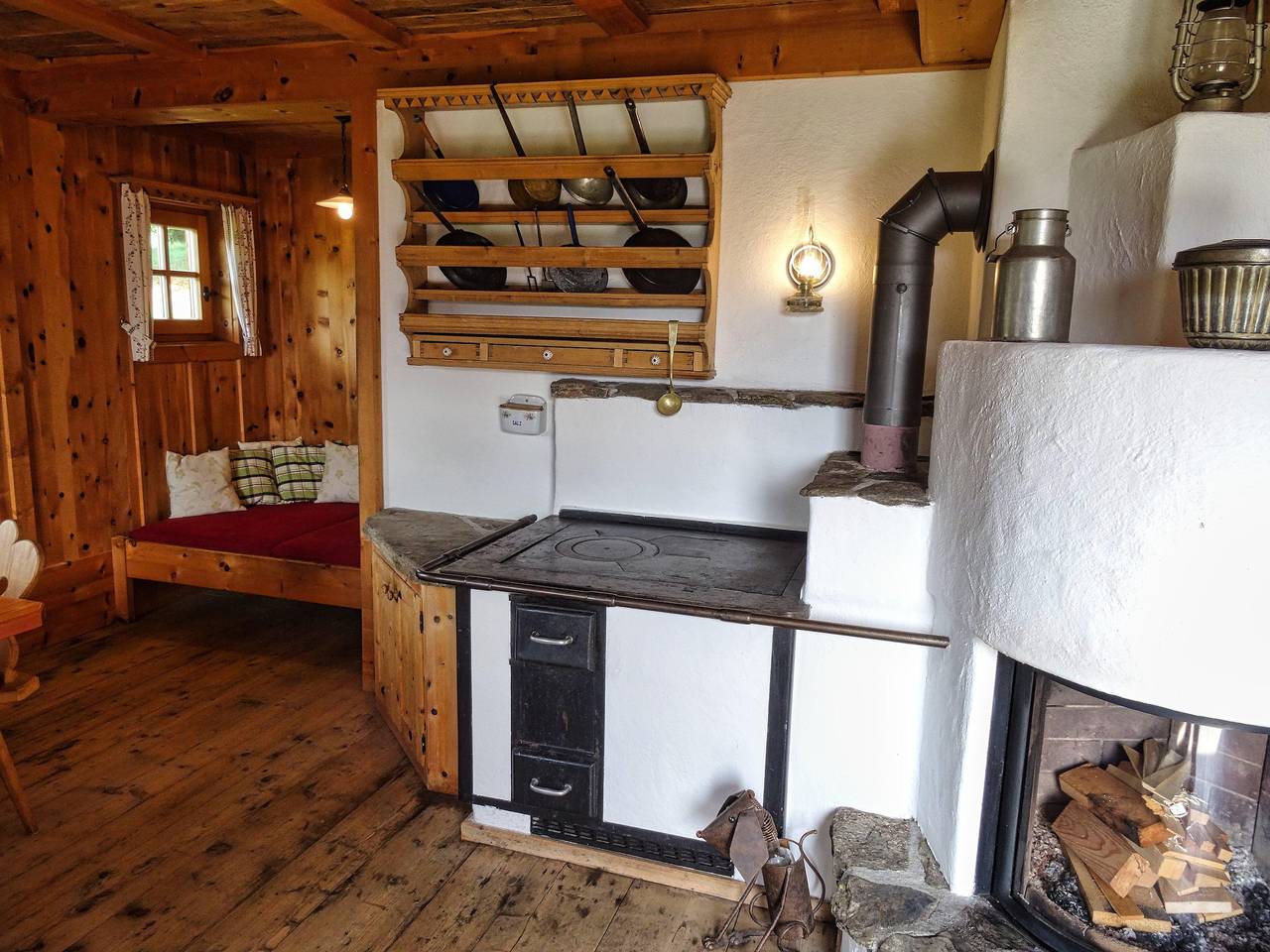 Entire vacation apartment, Bergquellenhütte in Assling, East Tyrol
