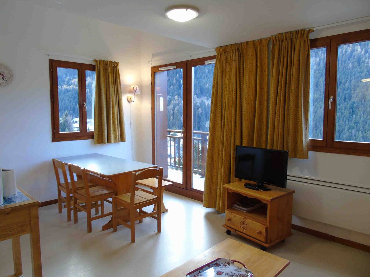 Appartement entier, Appartement cosy à Valfréjus, près des remontées mécaniques in Valfréjus, Modane